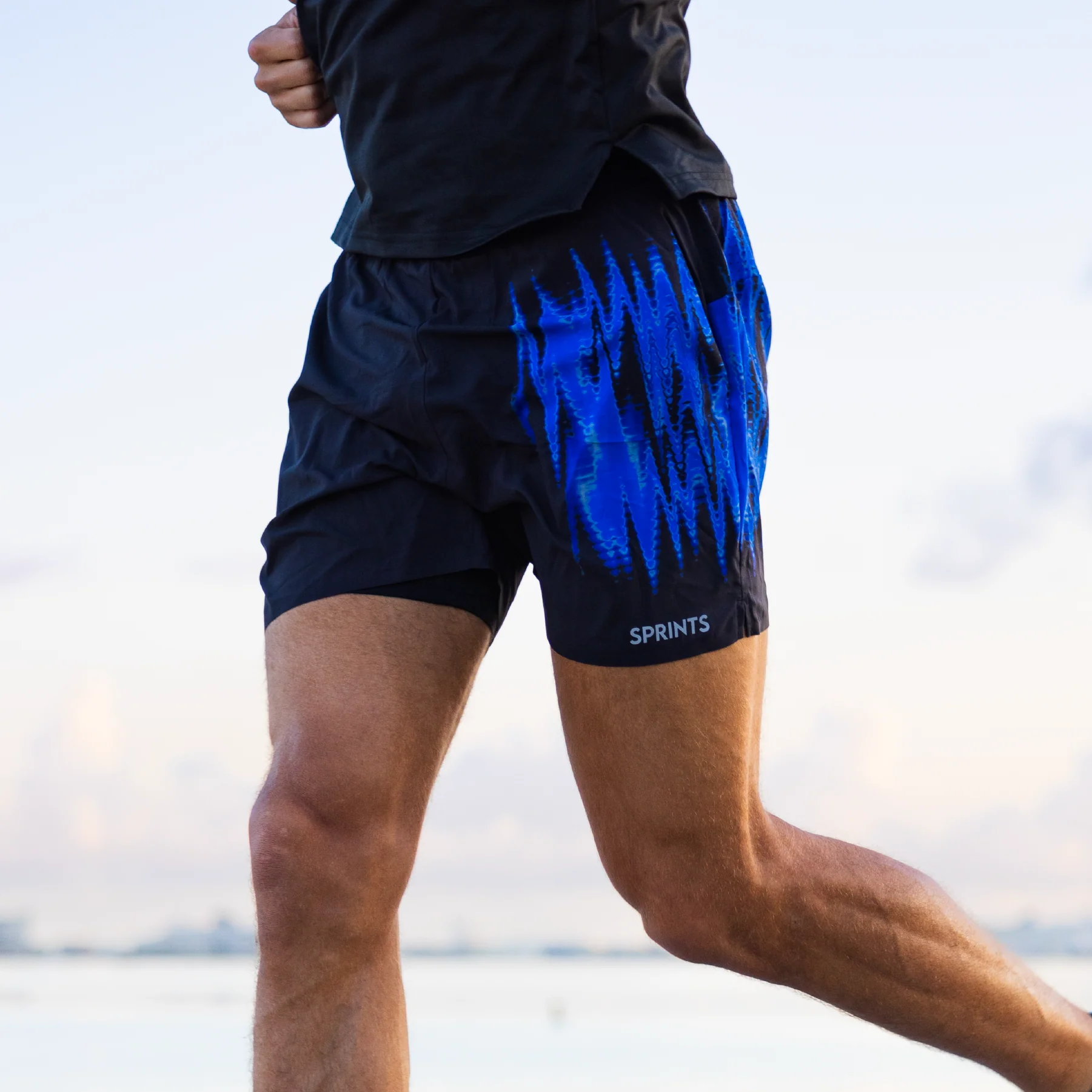 Mens Avigate 5" Fusion Short - Wave Break Electric Indigo - Image 6