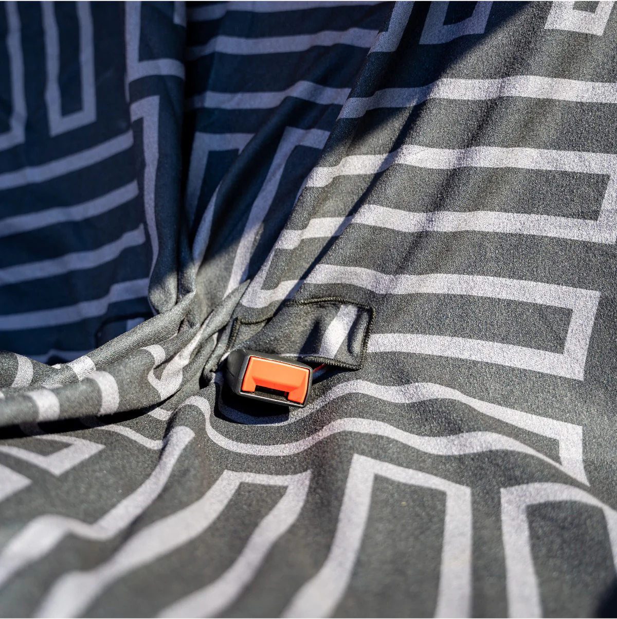 Running Hills Rolling Blackouts Party Size Towel - Image 7